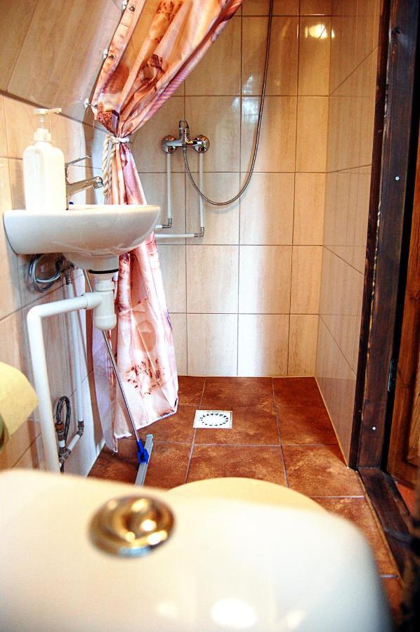 Rehe Turismitalu Guest House Kuijoe Bagian luar foto