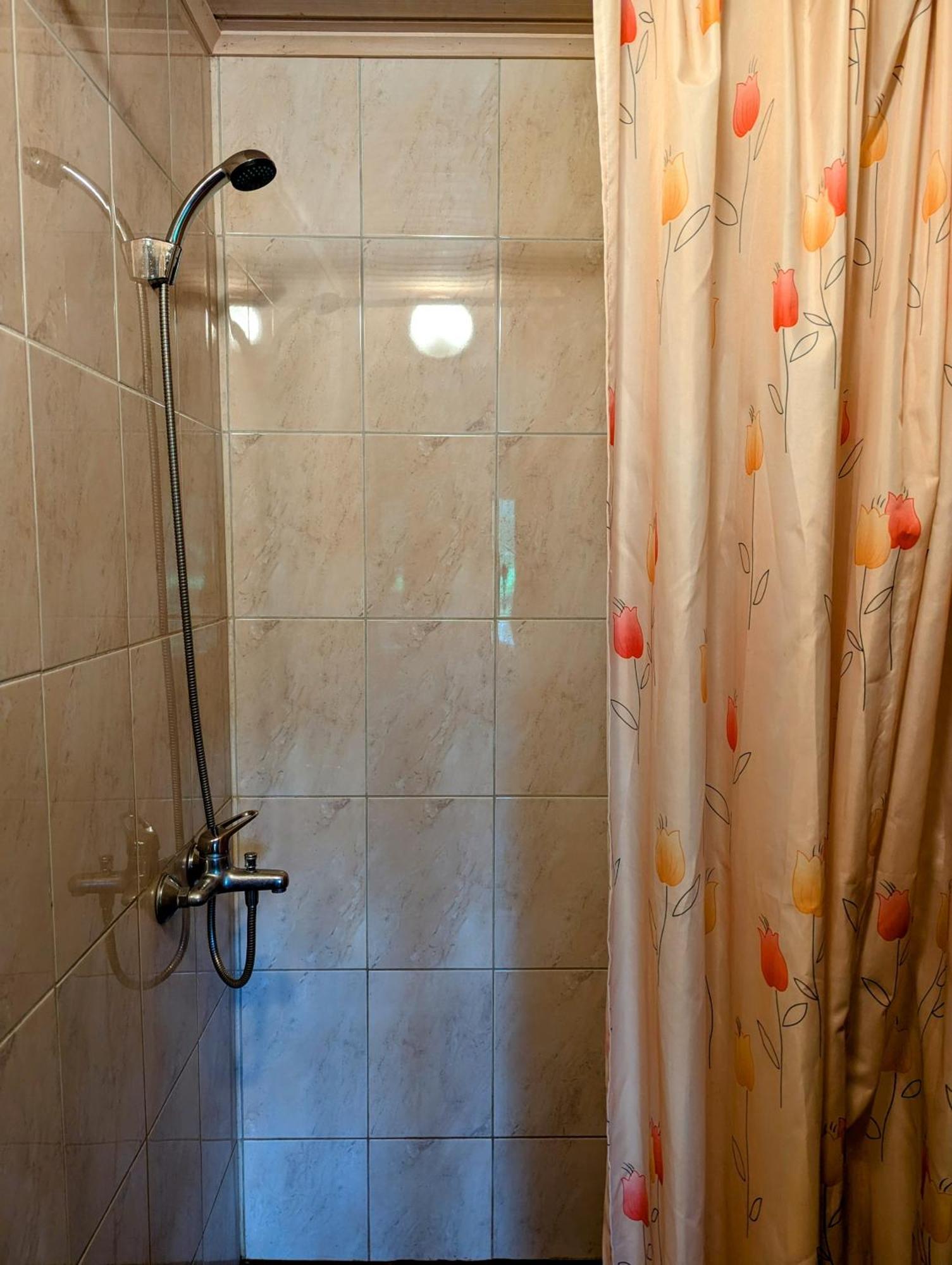 Rehe Turismitalu Guest House Kuijoe Bagian luar foto